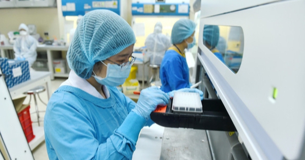 COVID-19 tại Hà Nội tăng gần gấp đôi cùng kỳ năm ngoái