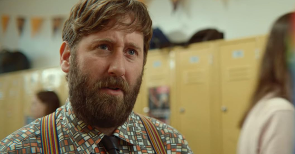 Xem phim Sex Education, tôi nghĩ ngay đến 1 vụ việc ầm ĩ xảy ra gần đây: Nếu chúng ta sớm dạy con cái điều này thì xã hội bớt loạn!