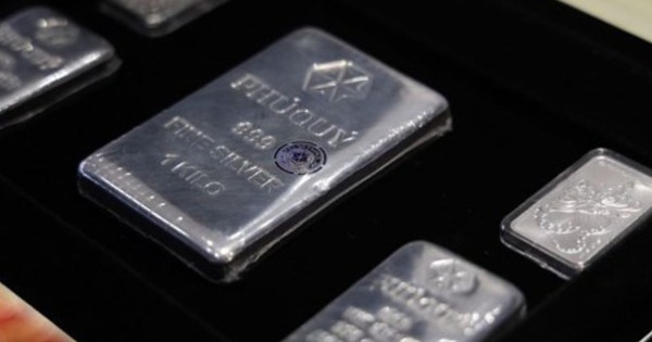 Giá bạc giữ mức ổn định, tăng 50% trong vòng 1 năm qua