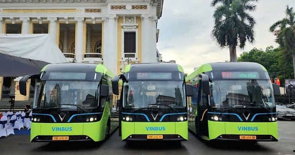 Tuyến buýt điện đặc biệt mới khai trương của tỷ phú Phạm Nhật Vượng sẽ miễn phí chở người dân tới những điểm du lịch nào?