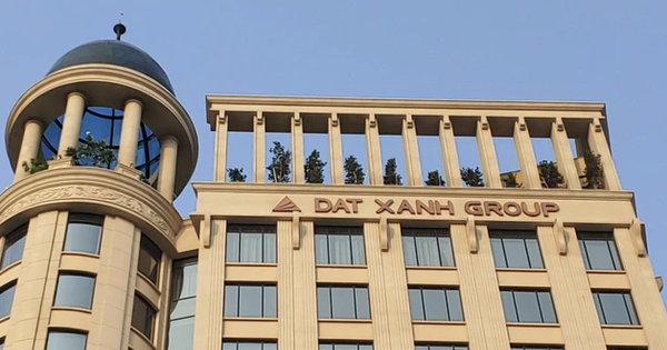 Lãnh đạo và cổ đông lớn một doanh nghiệp bất động sản giảm tỉ lệ sở hữu