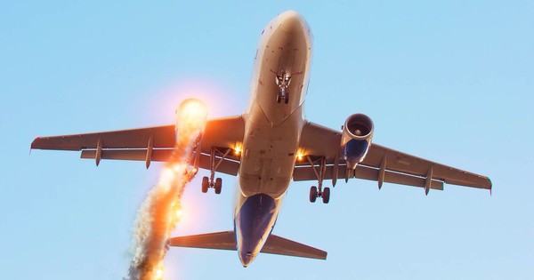 Máy bay chỉ còn một động cơ: Vì sao vẫn có thể bay và hạ cánh an toàn?