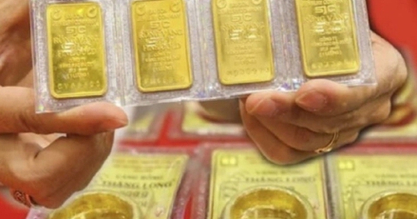 Giá vàng hôm nay 23/8: Bật tăng phiên cuối tuần