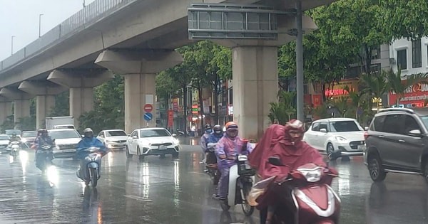 Ảnh hưởng bão số 5, Hà Nội có mưa lớn, gió mạnh từ sáng 25-8