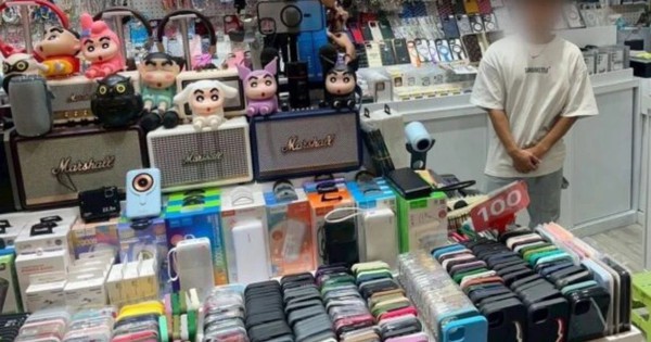 Một thiếu tướng chỉ huy cuộc đột kích, triệt phá đường dây buôn bán loa Marshall giả, bắt giữ 6 đối tượng và tịch thu hơn 200 sản phẩm