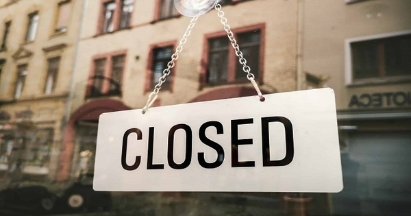 Hôm nay, tạm ngưng giao dịch tại nhiều phòng giao dịch Vietcombank, Sacombank, VPBank,…