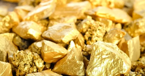 Điều gì đang tác động mạnh lên giá vàng và cổ phiếu?