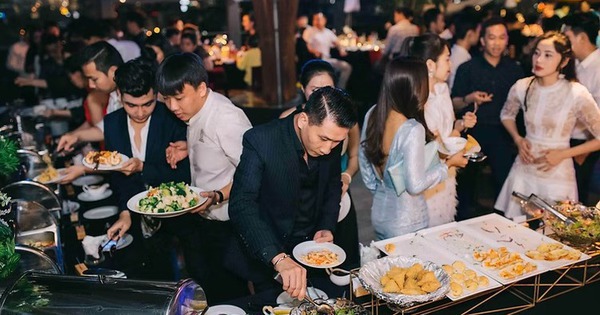 Chuyện gì đây: Gen Z tổ chức tiệc cưới tại nhà hàng buffet, chuyên gia đánh giá người trẻ chuộng sự tiết kiệm và tự do