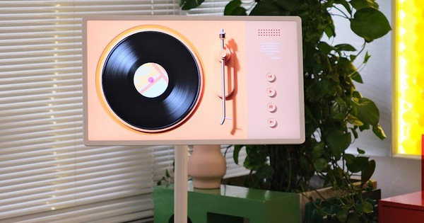 LG StanbyME 2 không chỉ hữu ích mà còn làm đẹp cho không gian sống: Vừa là rạp phim thu nhỏ, vừa là tranh decor, cùng siêu nhiều tiện ích bất ngờ