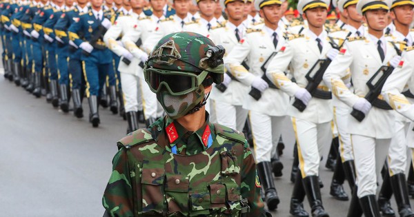 Lực lượng trinh sát đặc nhiệm luôn che kín mặt, âm thầm bảo vệ an ninh tại A80