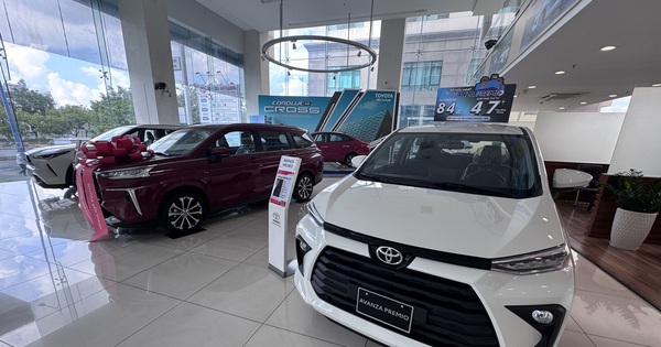 Ngành ô tô lo khó đáp ứng tiêu chuẩn 4,83 lít/100 km