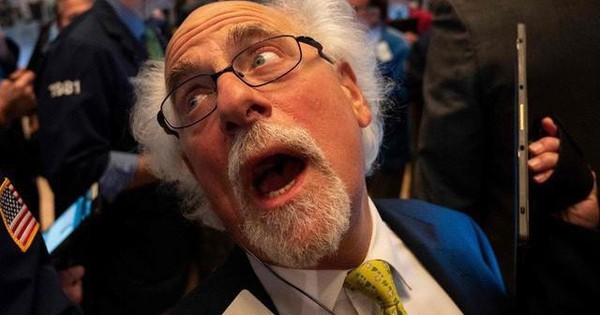 Khối ngoại bán ròng kỷ lục 42.000 tỷ đồng trong tháng 8, mã chứng khoán nào là tâm điểm?