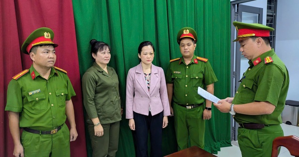 Tạm giữ hình sự chủ nha khoa Tuyết Chinh đánh n...