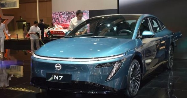 Nissan dự lỗ 500 tỷ yên, khó khăn chưa từng có