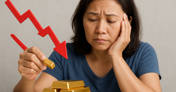 Giá vàng đang lao dốc, có nên rút tiết kiệm 200 triệu để mua?