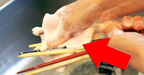 3 thói quen sai lầm khi rửa đũa có thể gây hại cho sức khỏe: Nhiều người "vô tư" làm mỗi ngày
