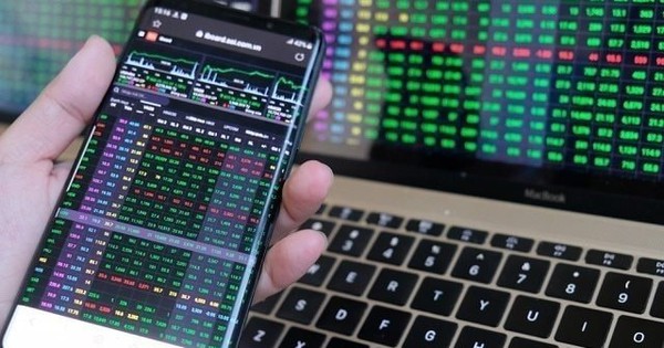 Chứng khoán tuần qua: Tâm điểm cổ phiếu bluechips