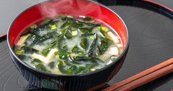 Loại rau được ca ngợi là siêu thực phẩm của Nhật Bản: Người Nhật ăn hàng ngày không hẳn vì sở thích mà để bổ máu, đẹp da, mượt tóc