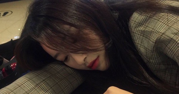 Gửi nhầm tin nhắn phàn nàn về sếp vào nhóm chat công ty: Người EQ cao có 2 cách lập tức “chữa cháy”, ai đọc xong cũng hài lòng