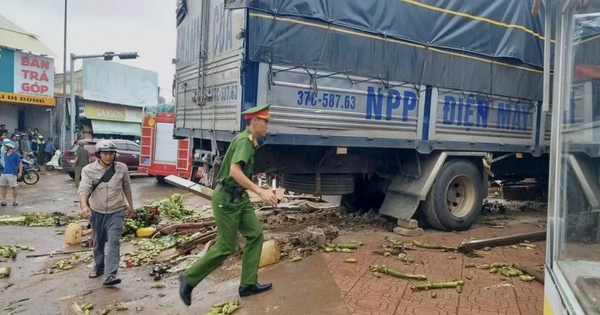 Xác định danh tính 3 nạn nhân tử vong trong vụ xe tải lao vào chợ chuối ở Quảng Trị