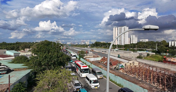 Khung cảnh khó tin khi người dân quay trở lại TP HCM sau kỳ nghỉ lễ