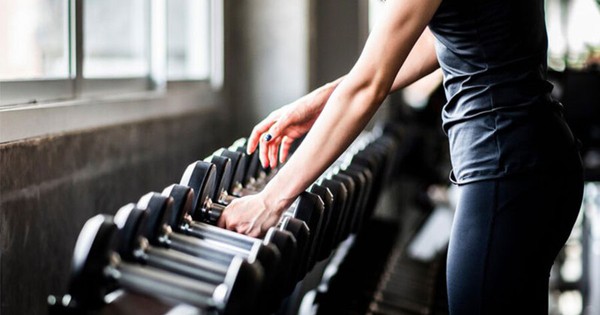 "Bẩn hơn cả bồn cầu công cộng": Những “ổ vi khuẩn” ẩn mình trong phòng GYM, nguy cơ gây nhiễm trùng da, viêm phổi, nhiễm trùng huyết.