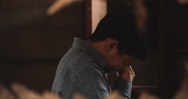 Tiếng kêu cứu vô vọng của nhóm đàn ông 50 tuổi, chiếm 17% dân số Hàn Quốc: Từ ‘trụ cột’ của nền kinh tế trở thành thế hệ bị ruồng bỏ, tìm tới rượu để ‘giải sầu’