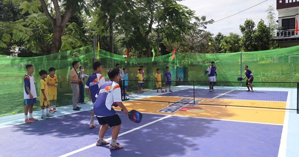 Hàng trăm bạn trẻ Đà Nẵng chơi thể thao sau giờ học, giờ làm tại không gian cộng đồng mới