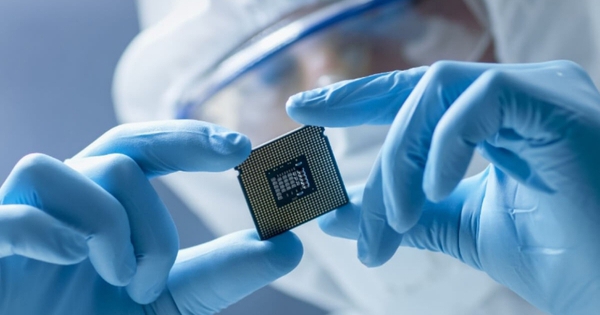 Corning - mắt xích quan trọng trong mọi khâu sản xuất chip bán dẫn