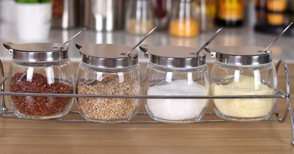 3 thứ trữ nhiều trong nhà bếp là ổ chứa chất độc gấp 15 lần aflatoxin, rất ít người ngờ tới