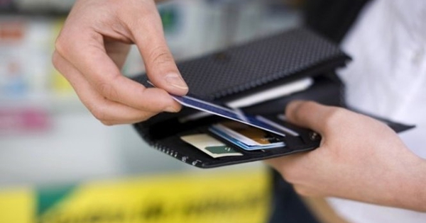 Ngân hàng cảnh báo về hành vi có thể bị phạt đến 100 triệu đồng, thậm chí đi tù 7 năm