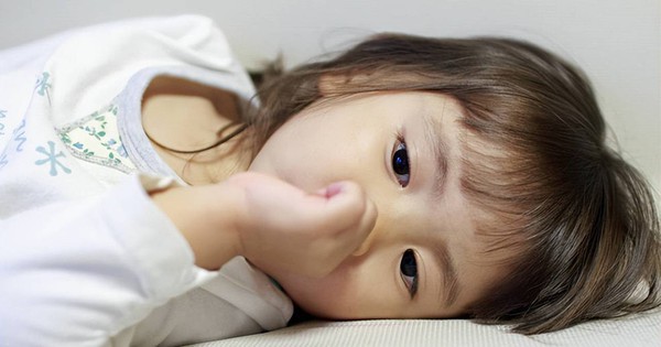 Tại sao trẻ càng "ngoan" lúc nhỏ, lớn lên càng dễ đau khổ? Hàng ngàn phụ huynh lặng người khi đọc xong