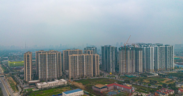 Bất chấp giá chung cư liên tục vượt đỉnh, giao dịch vẫn nhiều, người mua là ai?