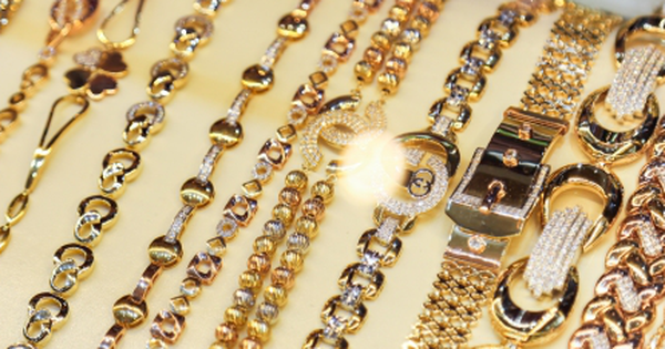 Giá vàng hôm nay 29/9: Tiếp tục đường đua tăng giá