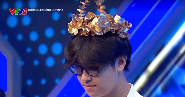 Olympia 25: Nam sinh THPT chuyên Hà Nội Amsterdam giành vòng nguyệt quế Tuần