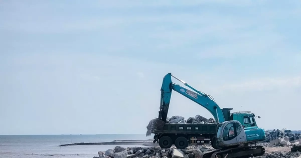 Ninh Bình công bố tình huống khẩn cấp về sự cố đê biển, Tây Bắc lên phương án phòng chống lũ