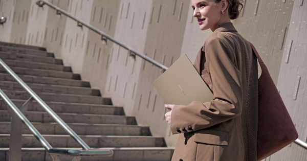 Chiếc laptop mỏng nhẹ, đủ pin, đủ bền, đủ cổng cho doanh nhân bận rộn