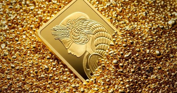 Những khách hàng mua 1 cây vàng tại siêu thị Costco 12 tháng trước giờ lãi bao nhiêu?