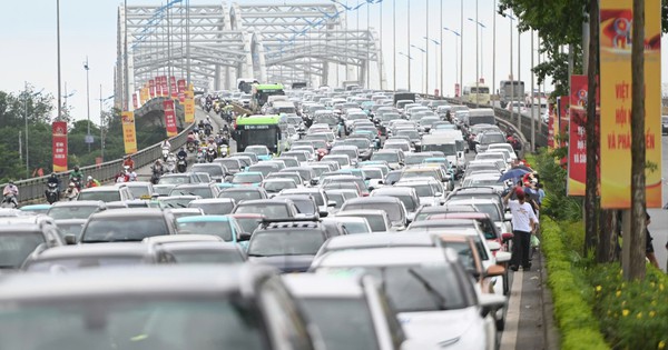 Cấm một số tuyến đường Hà Nội từ 6h sáng mai