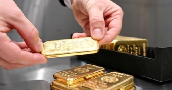 Giá vàng hôm nay 6/9: Thế giới và trong nước đều tăng mạnh, lập đỉnh mới