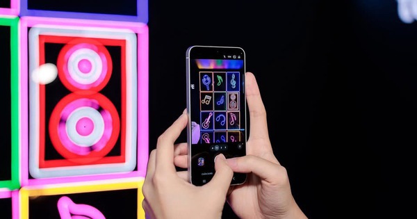 Galaxy S25 FE - ‘cánh cửa’ bước vào trải nghiệm flagship với Galaxy AI: Giá từ 16,69 triệu đồng, pin cải thiện, hiệu năng ổn