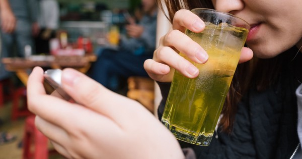 Trà đá: Món giải khát quốc dân có thể gây SUY THẬN nếu uống SAI