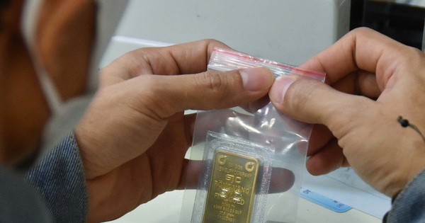 Giá vàng hôm nay 9-9: Vàng thế giới lập đỉnh mới