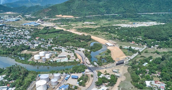 Vinpearl chọn Vinhomes làm tổng thầu xây dựng "...