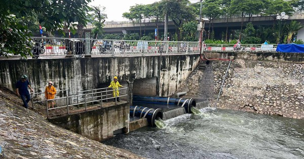 Từ 9-9, Hà Nội bắt đầu bổ cập nước từ hồ Tây để "hồi sinh" sông Tô Lịch