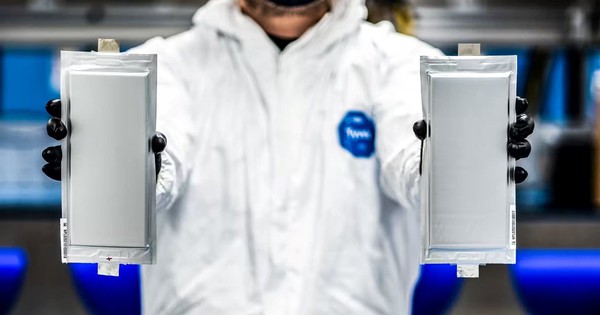 Quốc gia này đầu tư hơn 700 triệu USD sản xuất pin thể rắn - lỏng: Ngày xe điện chạy hơn 1000km/1 lần sạc đến gần lắm rồi