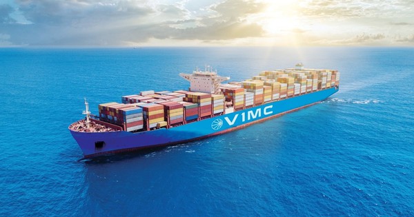 Tổng Công ty Hàng hải Việt Nam quyết giảm sở hữu Nhà nước từ 99,47% về 65%: 36 tuần lên HoSE, cổ phiếu lập tức tăng kịch trần