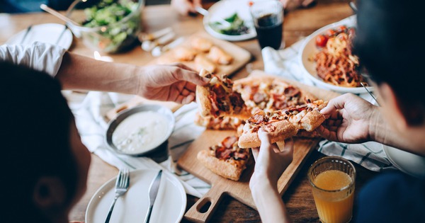 Hội công sở truyền tai nhau cách mở tiệc tất niên “nhẹ ví” mà vẫn trọn món ngon