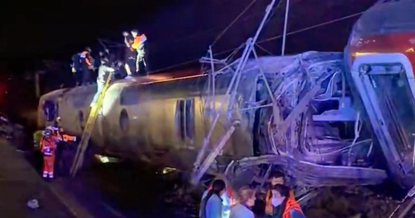 Tai nạn đường sắt kinh hoàng tại Tây Ban Nha