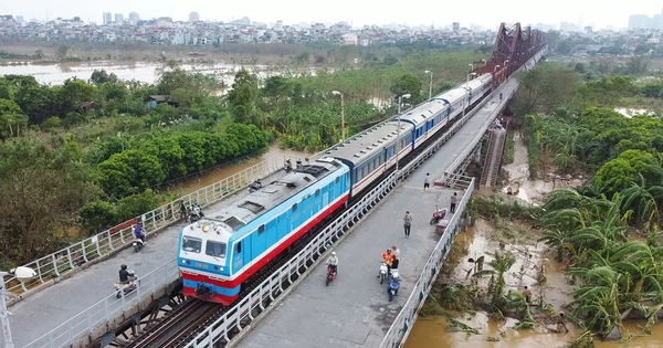 Xe máy được phép qua lại cầu Long Biên sau gần 2 tháng sửa chữa